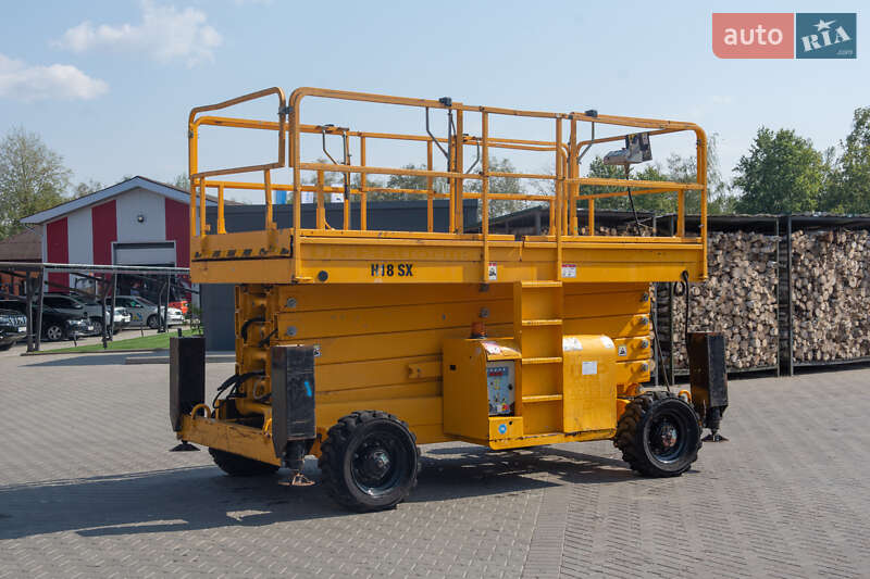 Ножничный подъемник Haulotte H 2014 в Житомире Ножничный подъемник Haulotte H 2014 в Житомире