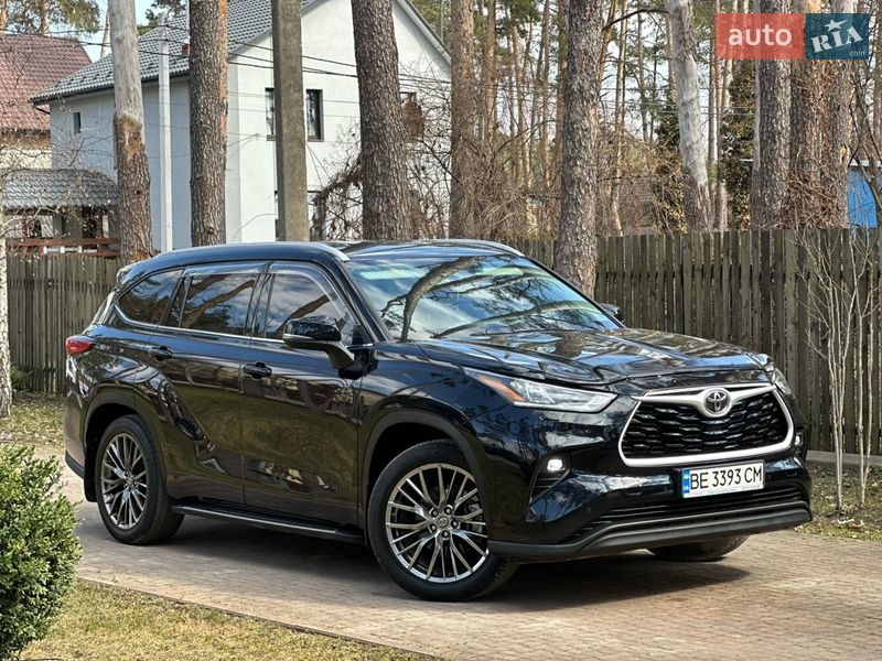 Внедорожник / Кроссовер Toyota Highlander 2020 в Киеве
