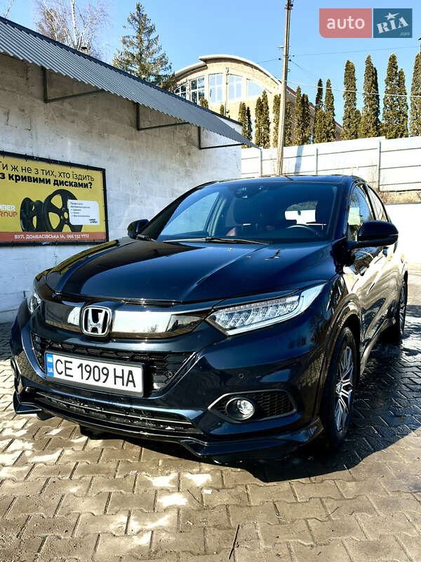 Внедорожник / Кроссовер Honda HR-V 2020 в Черновцах
