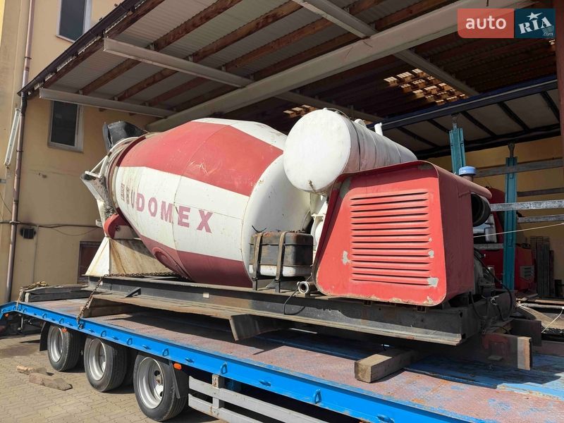 Бетономешалка (Миксер) Liebherr HTM 1995 в Калуше Бетономешалка (Миксер) Liebherr HTM 1995 в Калуше