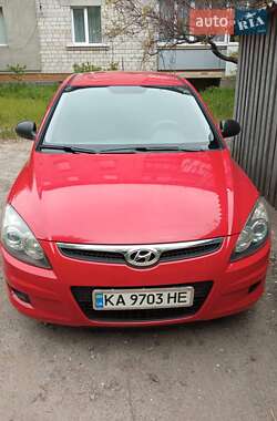 Хэтчбек Hyundai i30 2009 в Иванкове