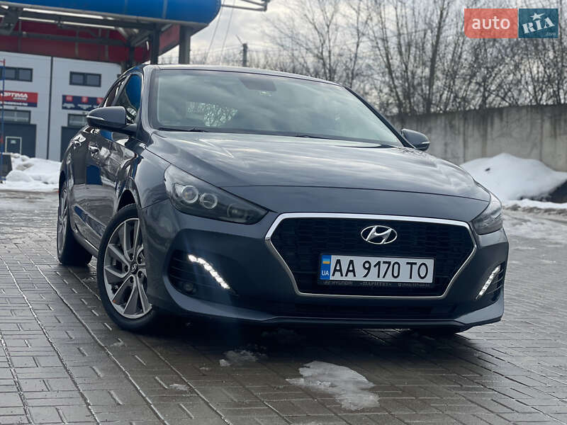 Фастбэк Hyundai i30 2018 в Тернополе Фастбэк Hyundai i30 2018 в Тернополе