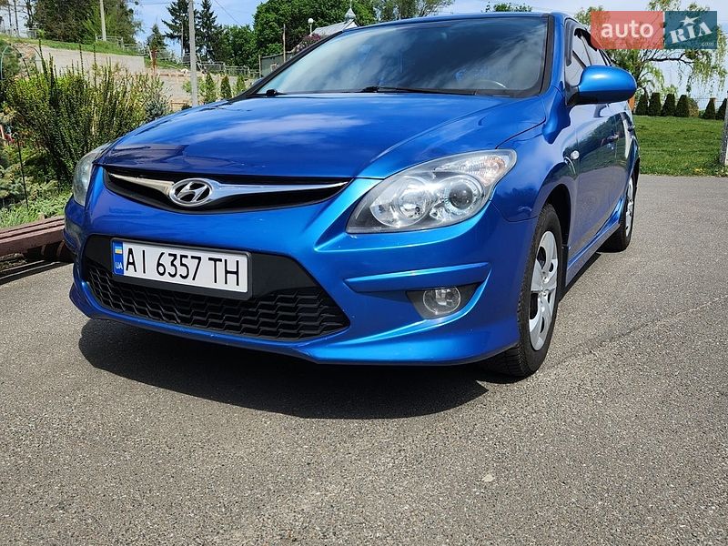 Хэтчбек Hyundai i30 2010 в Киеве