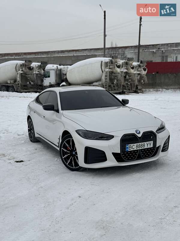 Купе BMW i4 2022 в Львові
