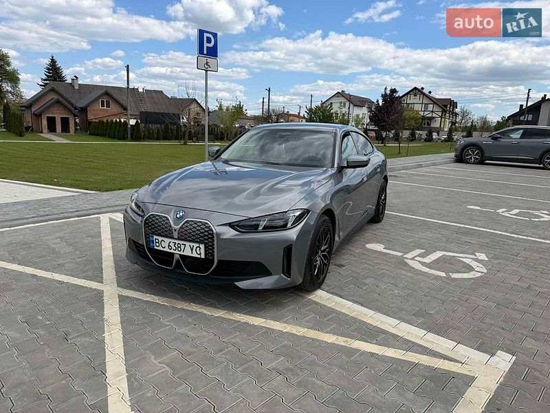 Купе BMW i4 2025 в Львове