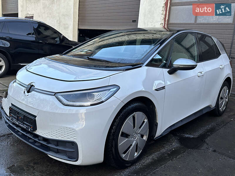 Хетчбек Volkswagen ID.3 2020 в Стрию