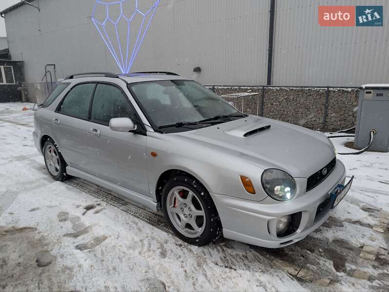 Седан Subaru Impreza WRX STI 2001 в Киеве
