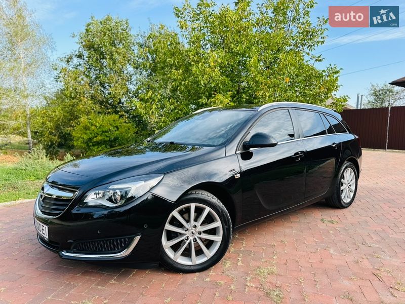 Универсал Opel Insignia 2017 в Ромнах