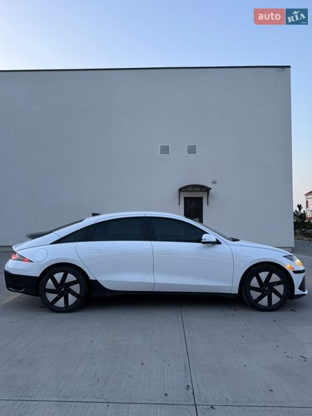 Фастбэк Hyundai Ioniq 6 2023 в Рованцах