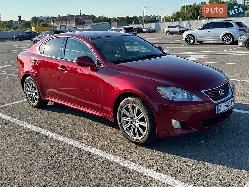 Седан Lexus IS 2008 в Киеве