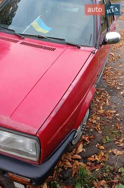Седан Volkswagen Jetta 1988 в Хороле