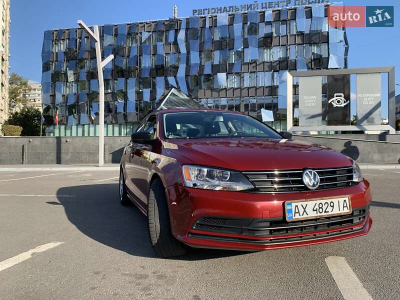Седан Volkswagen Jetta 2016 в Харькове