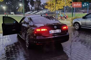Седан Volkswagen Jetta 2015 в Гостомеле