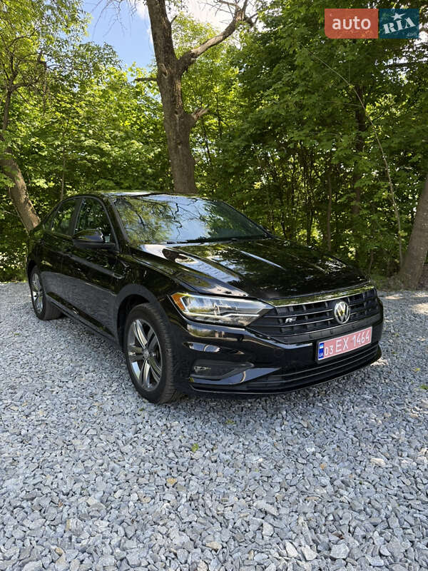 Седан Volkswagen Jetta 2018 в Рівному