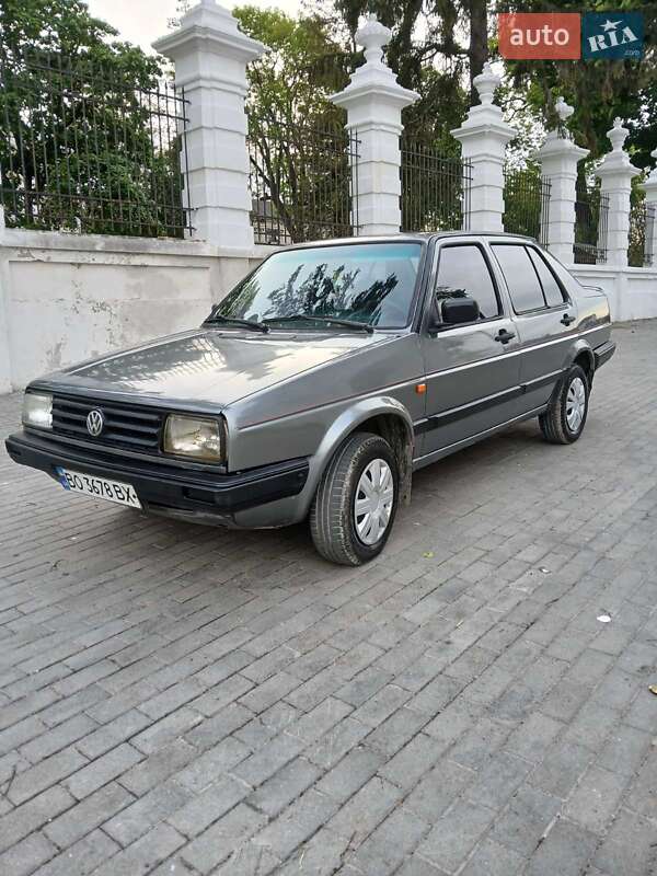 Седан Volkswagen Jetta 1988 в Кременце Седан Volkswagen Jetta 1988 в Кременце
