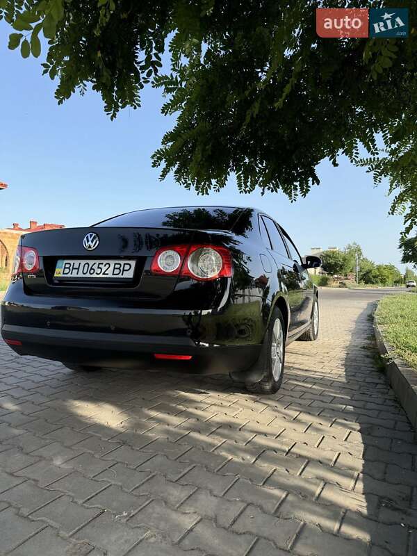 Седан Volkswagen Jetta 2006 в Одессе