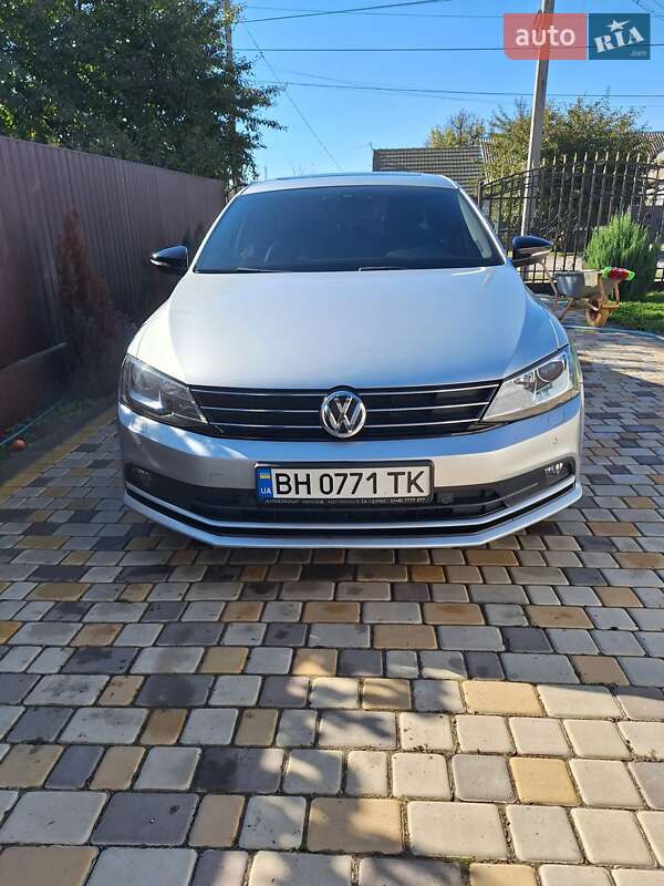 Седан Volkswagen Jetta 2015 в Измаиле