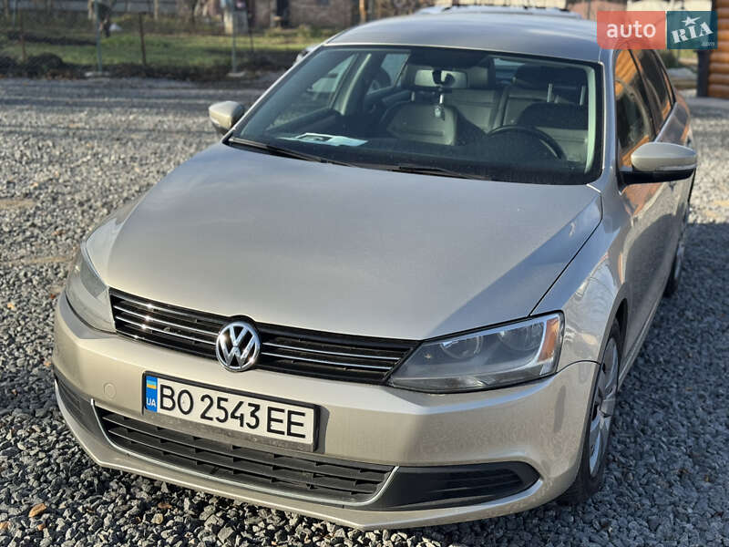 Седан Volkswagen Jetta 2012 в Хмельницком Седан Volkswagen Jetta 2012 в Хмельницком