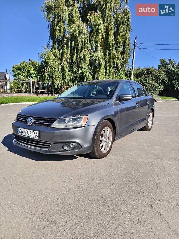 Седан Volkswagen Jetta 2012 в Киеве