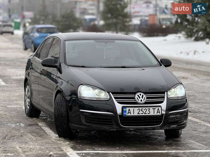 Седан Volkswagen Jetta 2006 в Ахтырке