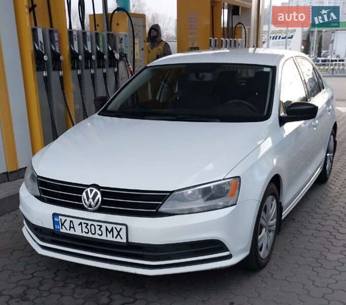 Седан Volkswagen Jetta 2015 в Киеве