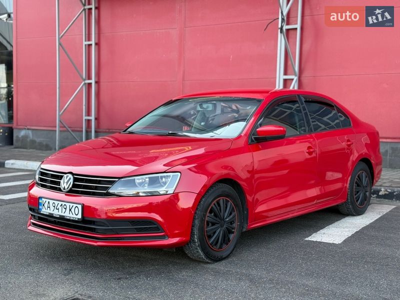 Седан Volkswagen Jetta 2015 в Киеве