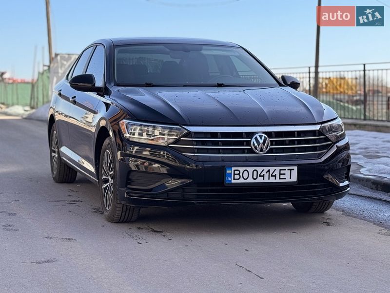 Седан Volkswagen Jetta 2019 в Тернополе