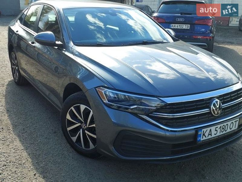 Седан Volkswagen Jetta 2022 в Киеве