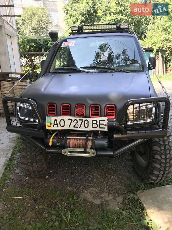 Внедорожник / Кроссовер Suzuki Jimny 1999 в Ужгороде