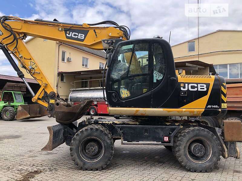 Колесный экскаватор JCB JS 145 2011 в Калуше Колесный экскаватор JCB JS 145 2011 в Калуше