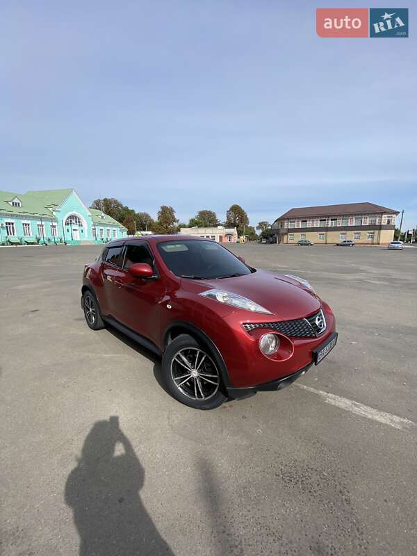 Внедорожник / Кроссовер Nissan Juke 2012 в Гайвороне