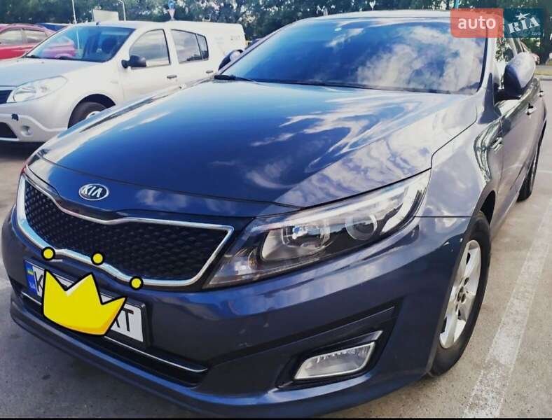 Седан Kia K5 2014 в Киеве