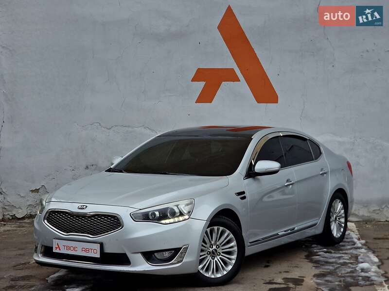 Седан Kia K7 2015 в Одессе Седан Kia K7 2015 в Одессе