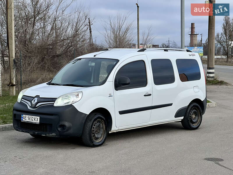 Грузопассажирский фургон Renault Kangoo 2016 в Новомосковске Грузопассажирский фургон Renault Kangoo 2016 в Новомосковске
