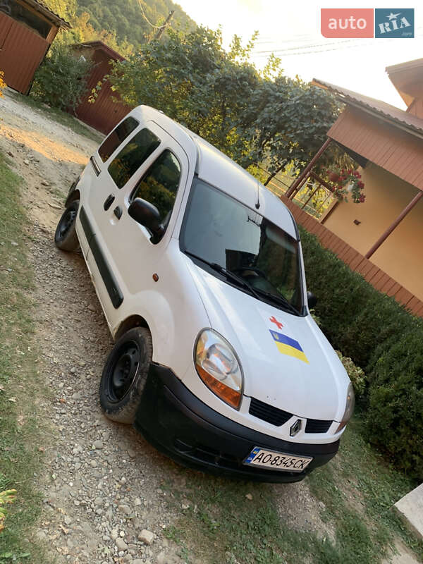 Минивэн Renault Kangoo 2004 в Тячеве Минивэн Renault Kangoo 2004 в Тячеве