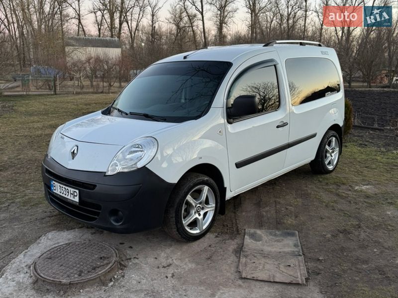Минивэн Renault Kangoo 2010 в Полтаве
