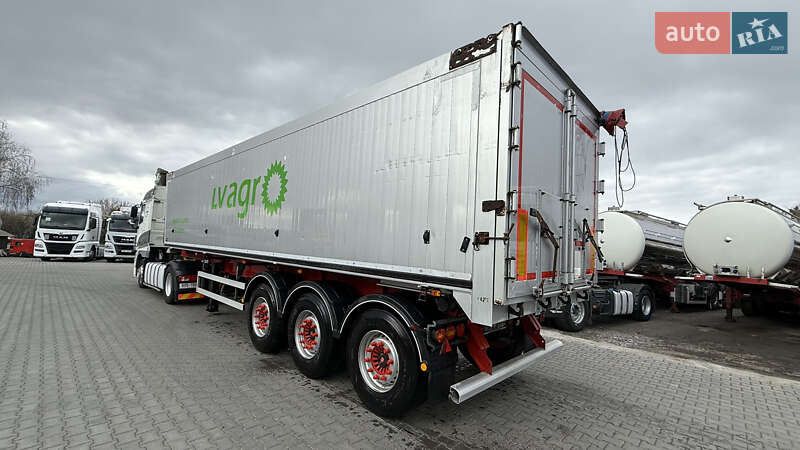 Самосвал полуприцеп Bodex KIS 3W-A 2017 в Виннице