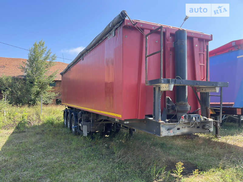 Зерновоз - полуприцеп Schwarzmuller Kis 2007 в Хусте