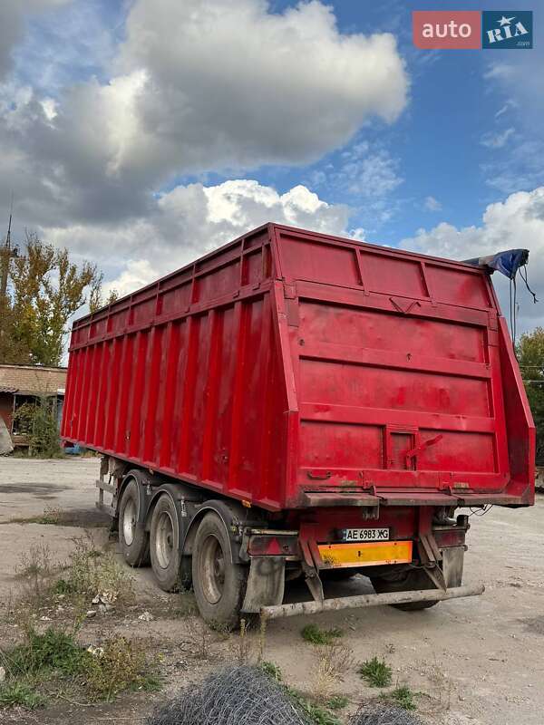 Самосвал прицеп Bodex Kiss 33 2006 в Кривом Роге