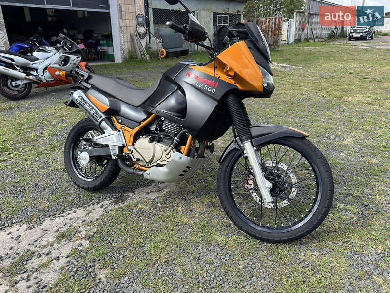 Мотоцикл Многоцелевой (All-round) Kawasaki KLE 500 2005 в Ровно Мотоцикл Многоцелевой (All-round) Kawasaki KLE 500 2005 в Ровно