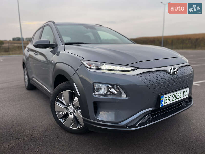 Внедорожник / Кроссовер Hyundai Kona Electric 2019 в Ровно