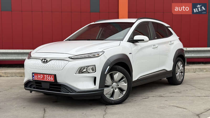 Внедорожник / Кроссовер Hyundai Kona 2020 в Киеве
