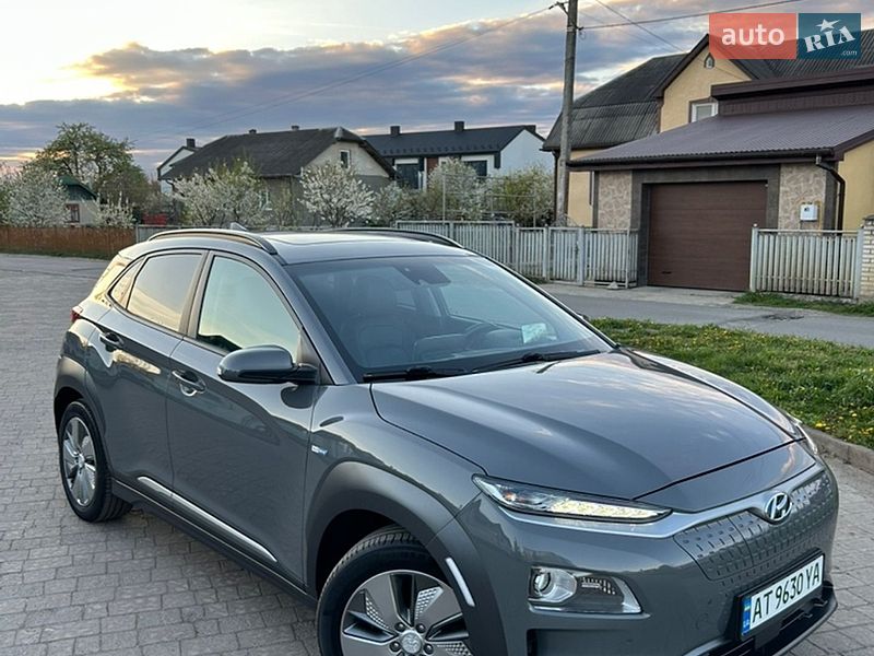Внедорожник / Кроссовер Hyundai Kona 2019 в Ивано-Франковске