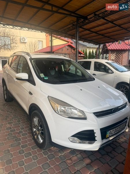 Внедорожник / Кроссовер Ford Kuga 2014 в Львове