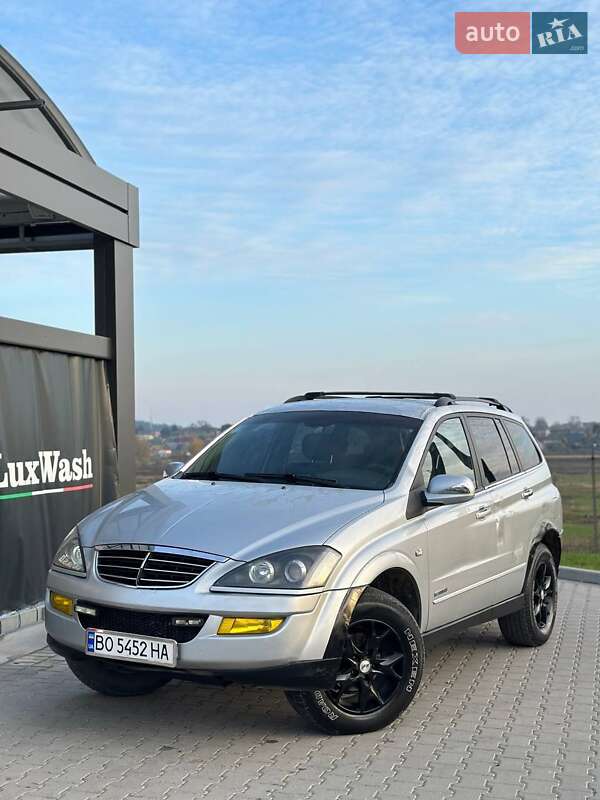 Внедорожник / Кроссовер SsangYong Kyron 2011 в Шумске