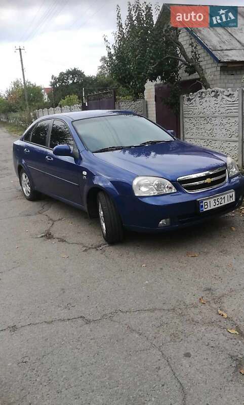 Седан Chevrolet Lacetti 2008 в Кременчуге Седан Chevrolet Lacetti 2008 в Кременчуге