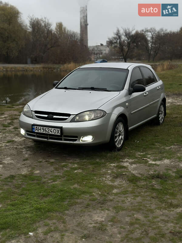Хэтчбек Chevrolet Lacetti 2009 в Днепре Хэтчбек Chevrolet Lacetti 2009 в Днепре