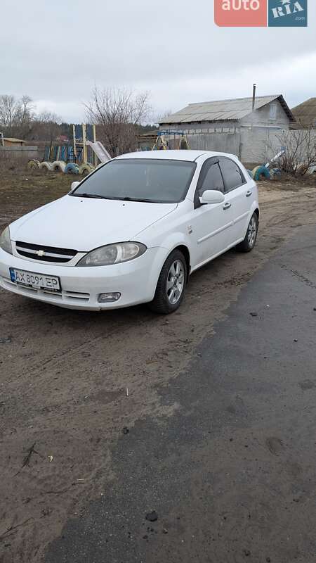 Хэтчбек Chevrolet Lacetti 2009 в Харькове