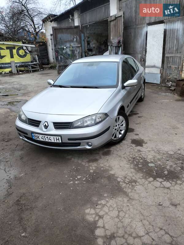 Лифтбек Renault Laguna 2005 в Ровно