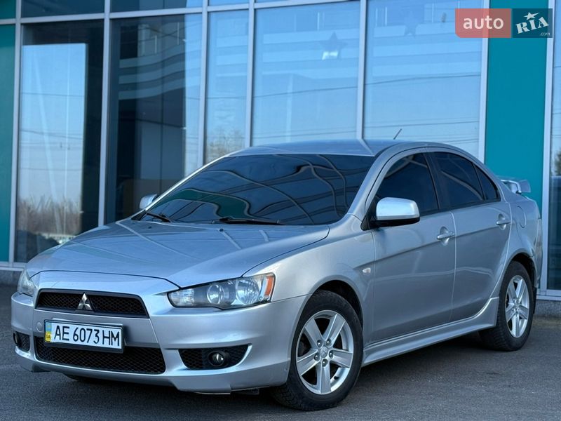 Седан Mitsubishi Lancer 2008 в Днепре